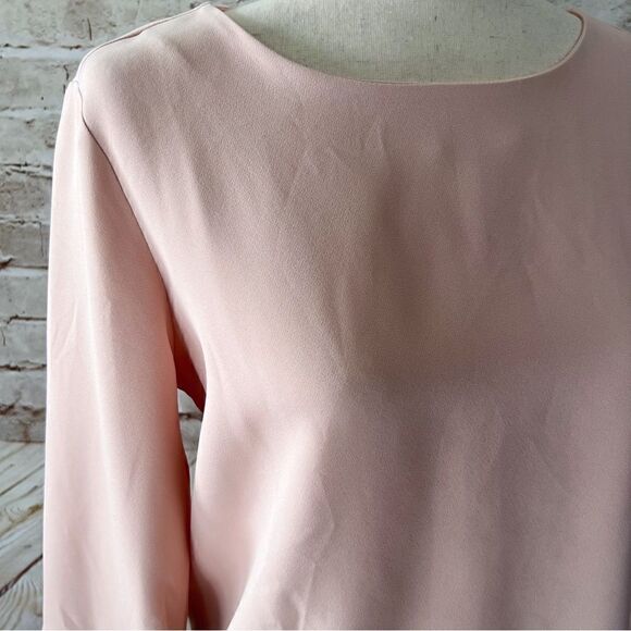 LOFT Ann Taylor bell sleeve top - Picture 4 of 6